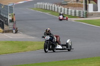 Vintage-motorcycle-club;eventdigitalimages;mallory-park;mallory-park-trackday-photographs;no-limits-trackdays;peter-wileman-photography;trackday-digital-images;trackday-photos;vmcc-festival-1000-bikes-photographs
